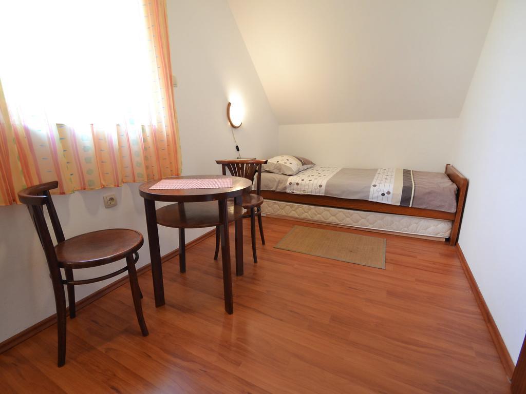 Holiday Home Coprnicka Hisa Skrad Buitenkant foto