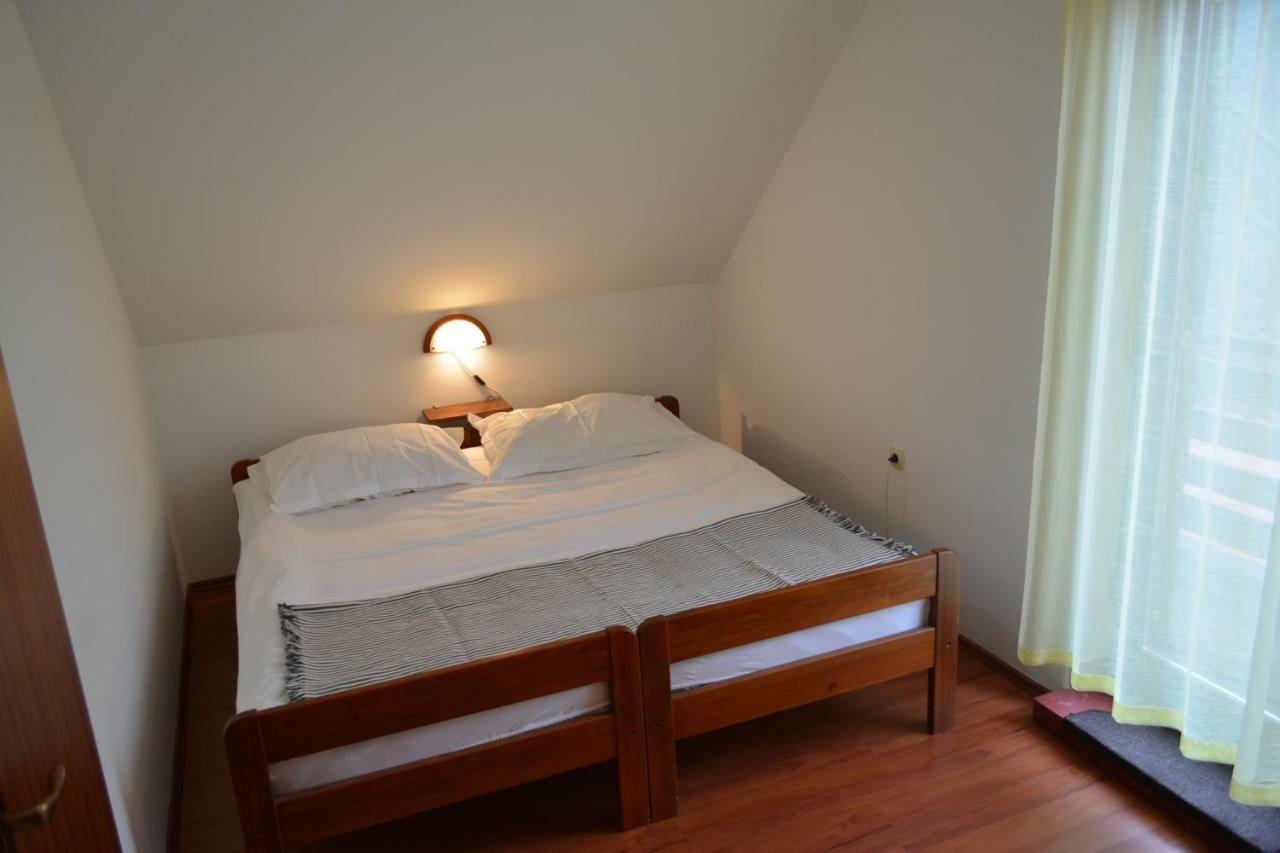 Holiday Home Coprnicka Hisa Skrad Buitenkant foto